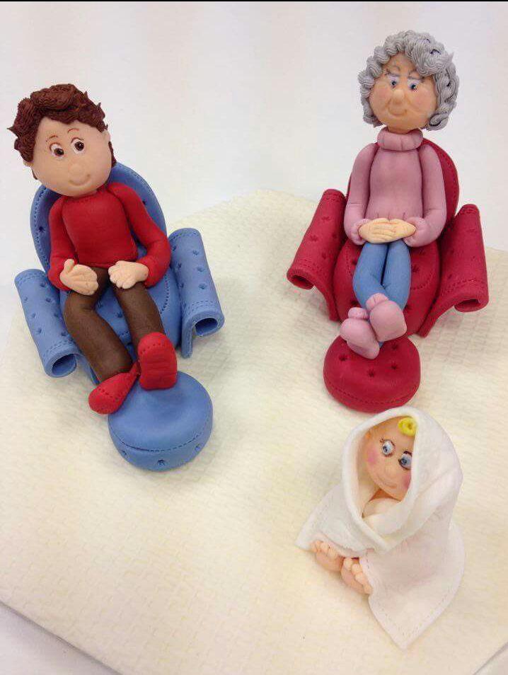 CakeSchoolHB's tweet photo. Introduction to people modelling this Saturday 16th May 9:30-3:30! #cakecourse #HerneBay book online/instore/call us! http://t.co/Yi4blQBStw