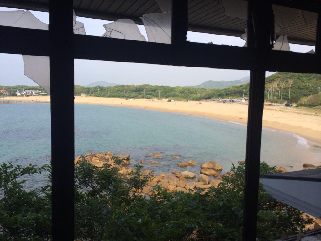竜太郎 On Twitter 糸島ビーチの廃墟侵入 わら Http T Co 0mnqg13jgj