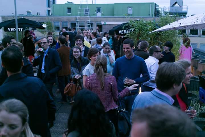 Nationalstore's tweet photo. It's ON! #afterwork on the #rooftop! http://t.co/CrB8i7EHJK