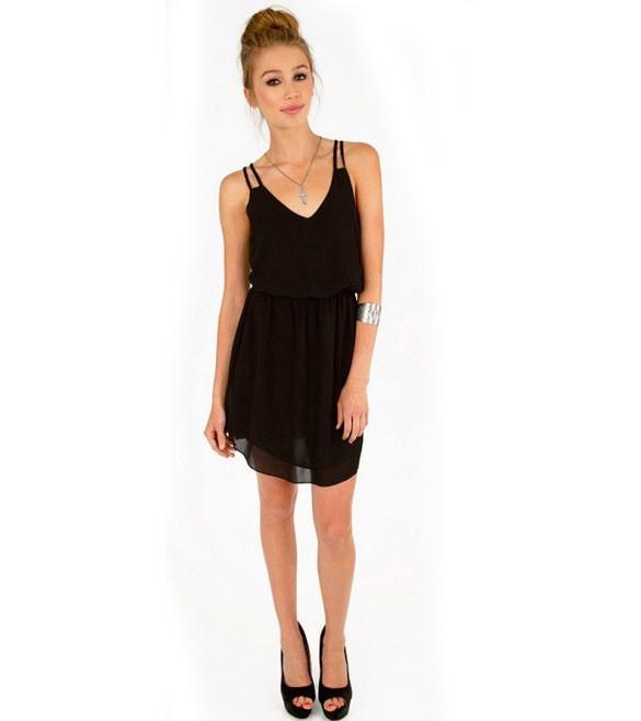 offertsport's tweet photo. Vestido rojo o negro por 18€ http://t.co/f62ELdU3Ix