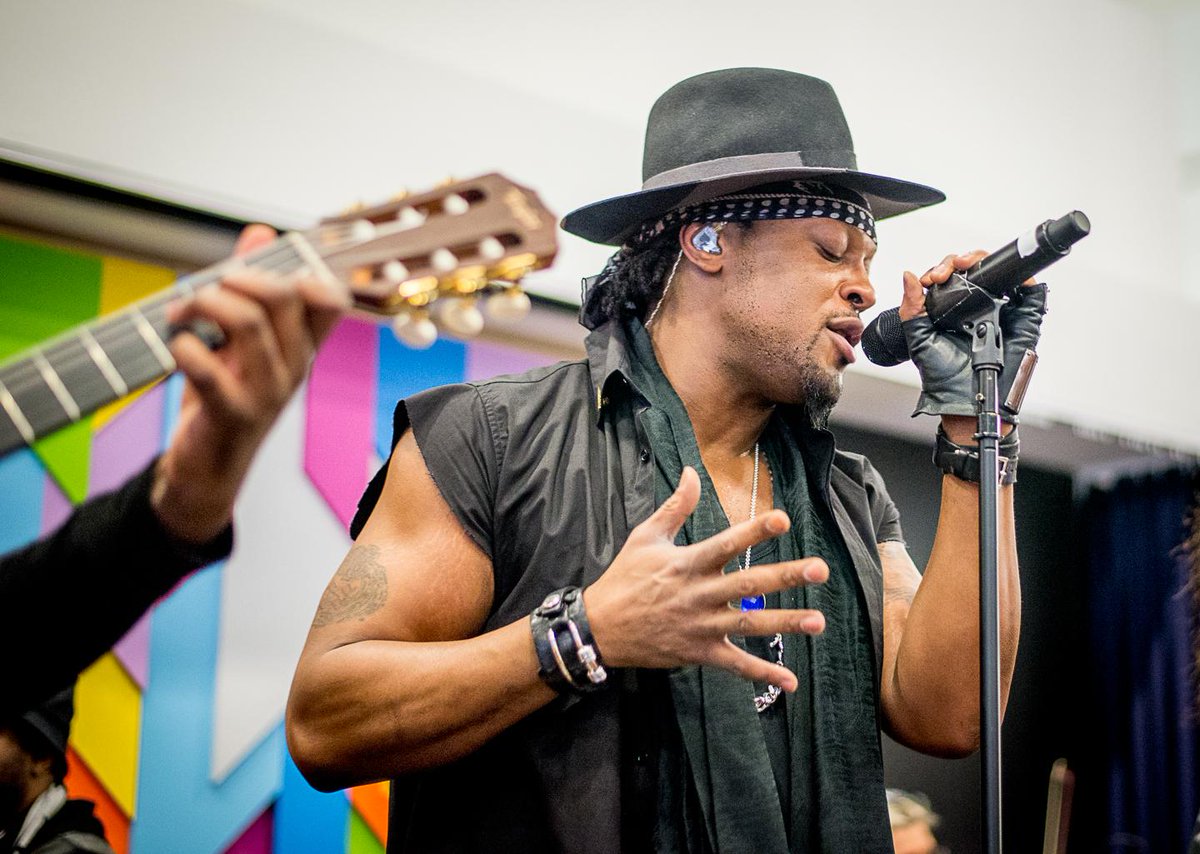 TheDangelo tweet picture