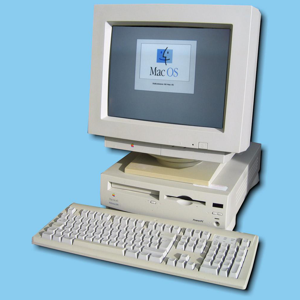 meioemensagem's tweet photo. O primeiro Macintosh a gente nunca esquece. #blogdaredacao http://t.co/vgSgplD7IR http://t.co/pLxkMjC5fl