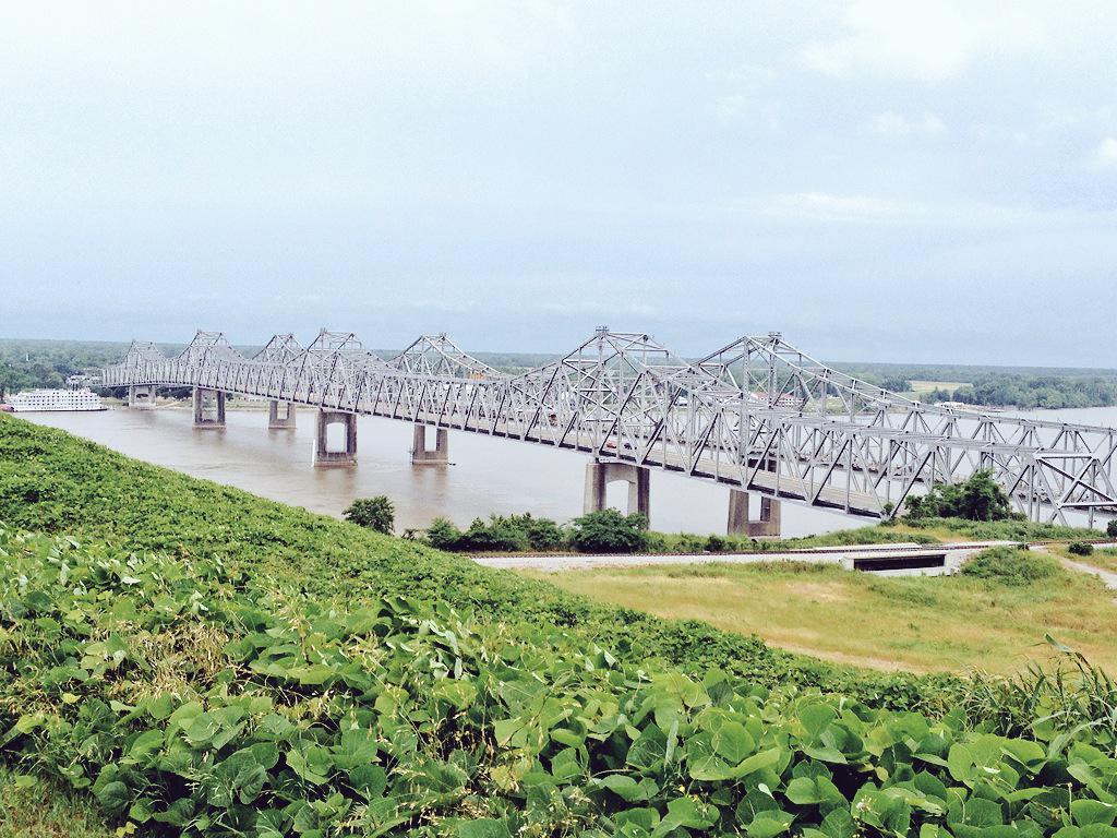 Bill_Martin's tweet photo. Day 2. Next stop on #RoadDawgs2015 on the river in Natchez. #HailState http://t.co/lWjfxLQKdK
