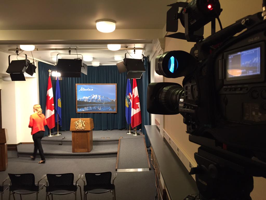 ZazulaJohn's tweet photo. Set up and waiting for Rachel Notley's news availability to start. http://t.co/s8nfyHMc6M