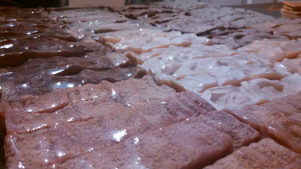 EmberEssentials's tweet image. Lots of soap handmade with lots of love! :) #natural #love #smallbusiness #smallbiz #handmade #homemade #local #soap