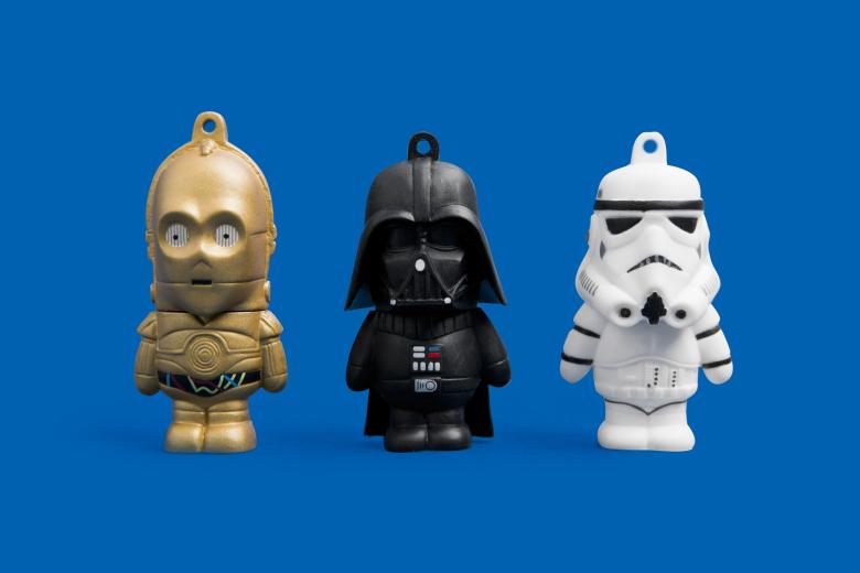 HYPEBEAST's tweet image. Tribe (@maiworldcom) reimagines #StarWars and #Avengers characters as USB flash drives.
hypb.st/FICEk