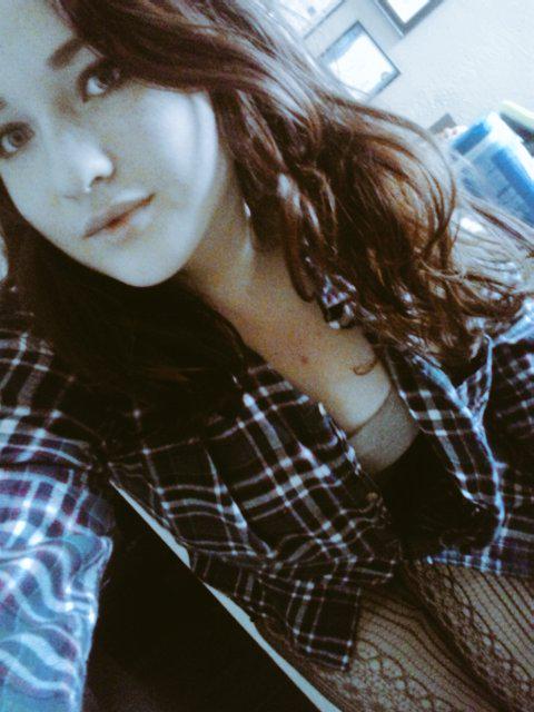 //tagged by <a href="/HorrorGrorroH/">.</a> 
Tagging @DoctorGeeW <a href="/DominantGerardW/">[Inactive] Gee</a> @PosionLilly1