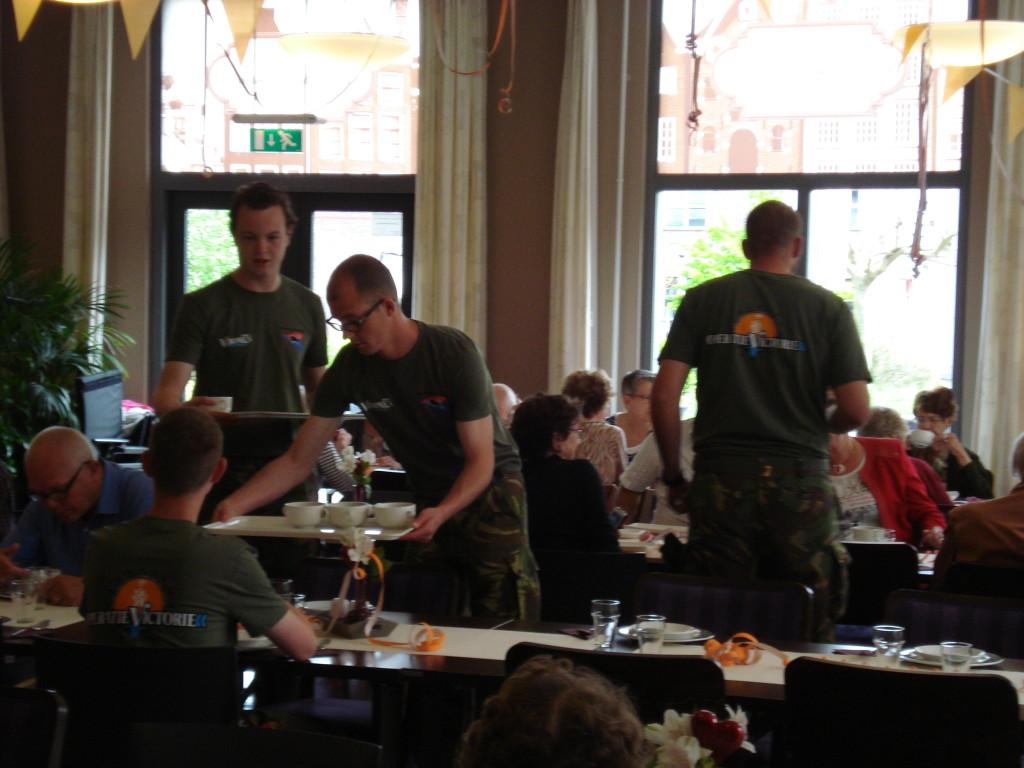 Lunch De Vrijheid - destemvanalmere.nl/lunch-de-vrijh…
