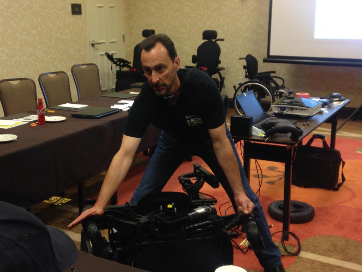 MandyNunn's tweet photo. Memphis Music City - Jon demonstrates the Spidertrac Suspension on our QM-710 #onesunrise  #sunrisemedical http://t.co/0LWc1D6GSJ