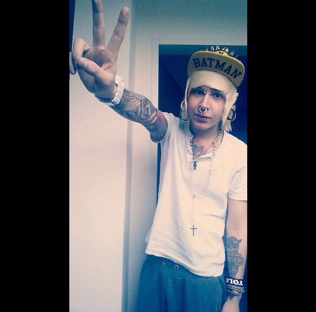 sh0telf_'s tweet photo. New, rt? 
😬 http://t.co/PpVRQgHVvH