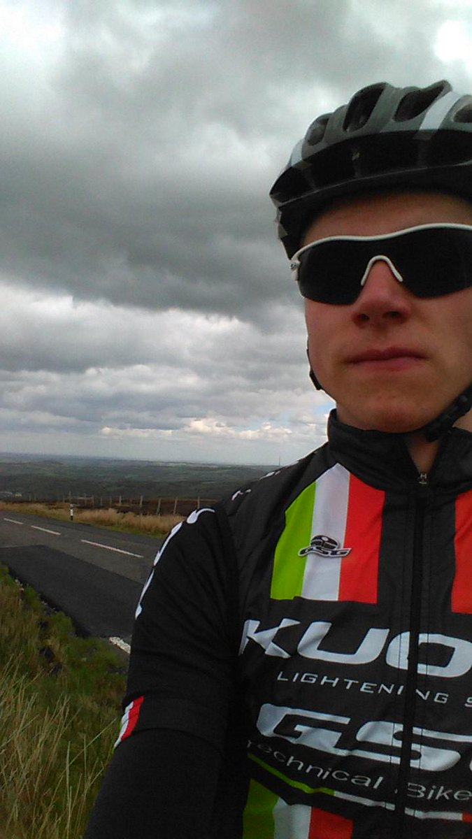 JoshFerguson11's tweet photo. Morale was high... Epic new kit from @kuotauk AND a tailwind...then I turned for home. #barelygotback #headwind=shit http://t.co/iTkMqBNJNz