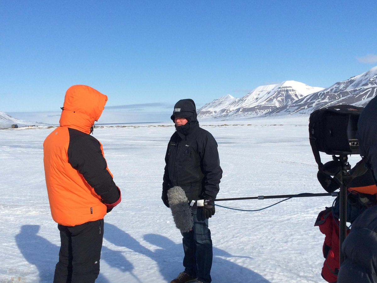 A biting Arctic wind came but didn't deter Trond Hjort-Larsen <a href="/Kystverket/">Kystverket</a> bringing to life a response in icy waters
