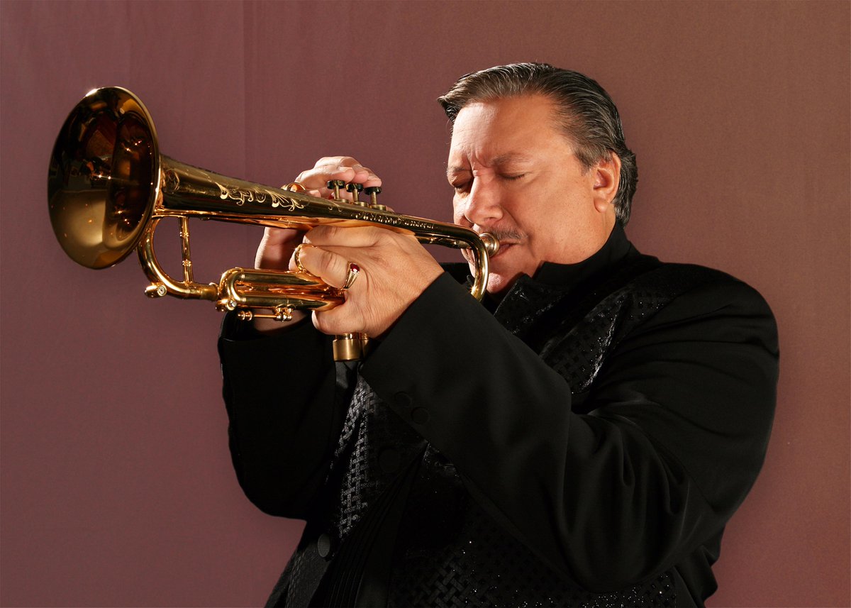 clazzlatinjazz's tweet photo. El maestro Arturo Sandoval abre la edición #Madrid del #ClazzFestival @TeatrosCanal http://t.co/yCDByECnuo http://t.co/8tyNMPhGvJ
