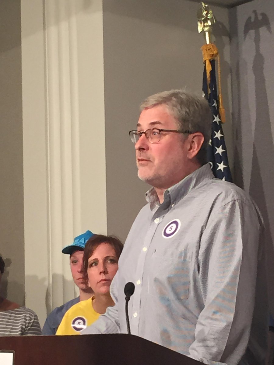 BestLifeMN's tweet photo. If #mnleg fails to address the workforce need, future solutions will be more costly #support5 http://t.co/rN0ikCEPw8 http://t.co/BGqUhxxv99