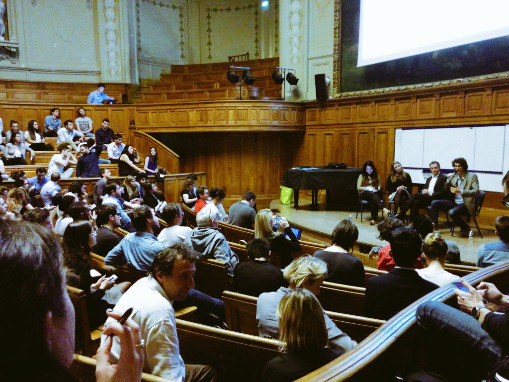 SoleneLagree's tweet photo. Peut-on apprendre à entreprendre? #MashUp18 @AntoineAmiel @PhilippeHayat http://t.co/mEej6as0ub
