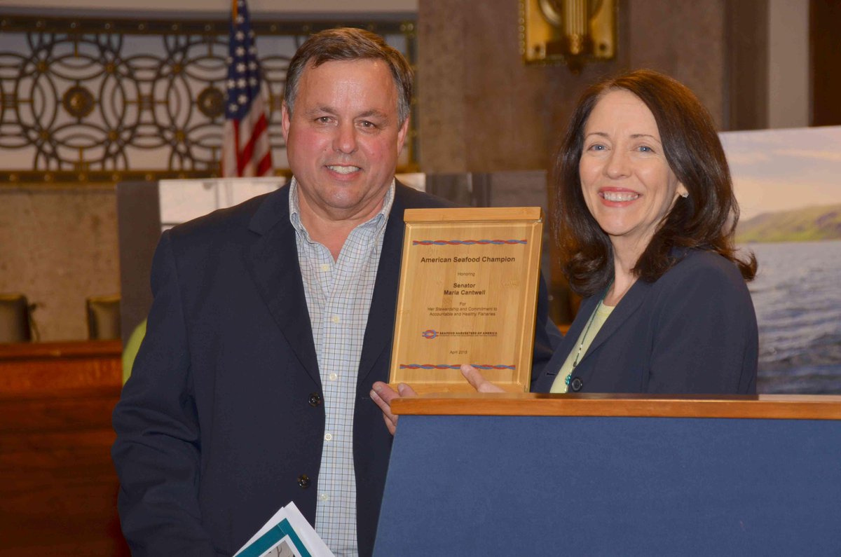 MT <a href="/BFSeafood/">Brown Family Seafood</a> <a href="/SeaHarvesters/">Seafood Harvesters of America</a> Brown presented <a href="/SenatorCantwell/">Sen. Maria Cantwell</a> American Seafood Champion Award on.fb.me/1HfgvQE