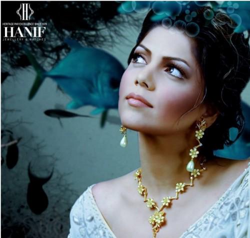 PaperGems's tweet image. Find latest jewelery collection for girls and women 2015 by Hanif Jewelers – New trends of beautiful Hanif Jewelers