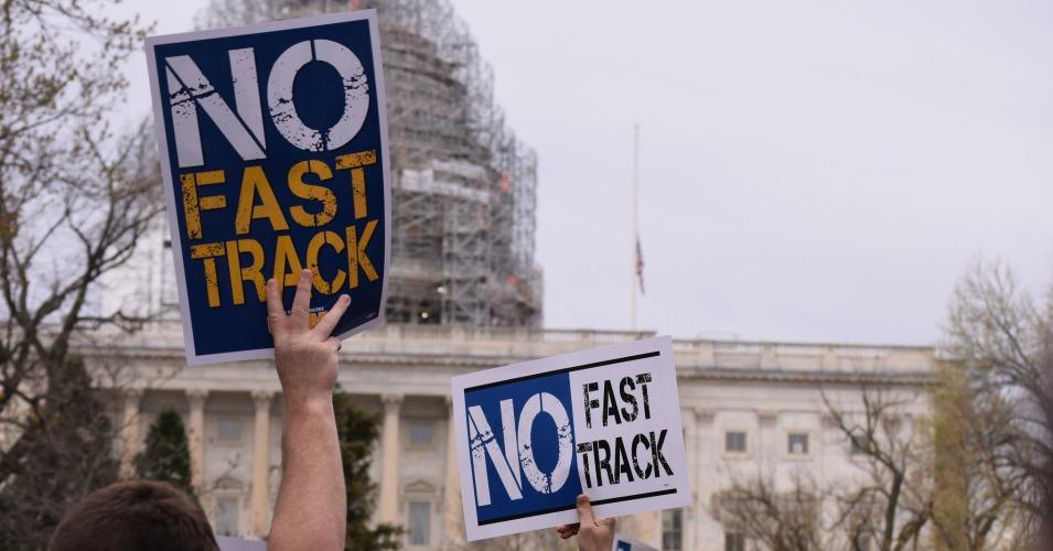 SunflowerAction's tweet image. BREAKING: Victory for grassroots organizing as Senate fails to pass #TPP Fast Track bill. Yes! bit.ly/1Izpc6V