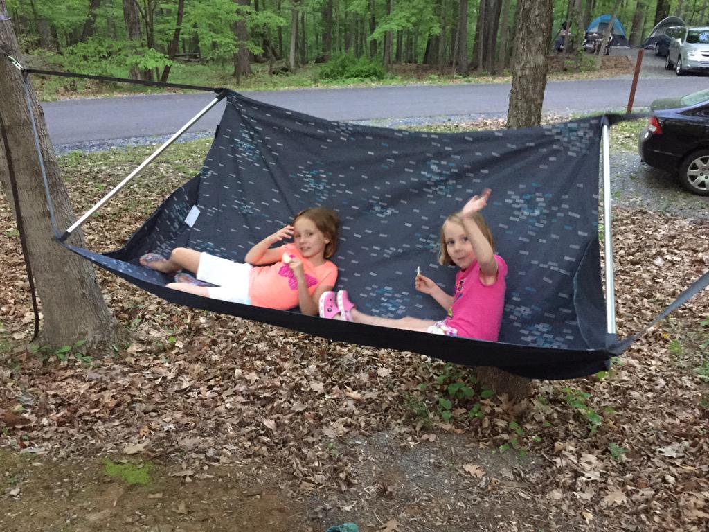 ShawnHeifert's tweet photo. My girls are loving the new Downtime Hammock  from #evrgrn #Reiemployee #BetterOutHere #onlyatrei http://t.co/U84YxZShg6