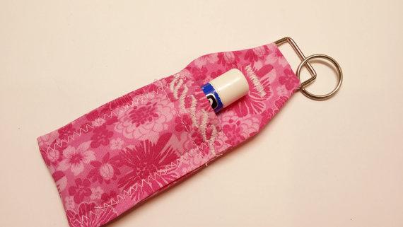 Lynnsgr8byz's tweet photo. Lip balm holder, lipstick, chapstick, keychain, Pi http://t.co/NaILLvX2Qr  #madeinUSA #hqteam http://t.co/XCWTH91lXa