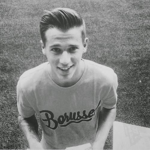 Happy birthday Erik Durm  12/O5/15 