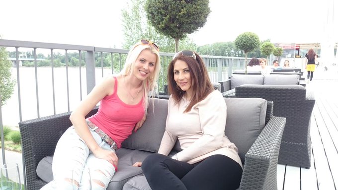 Relax con @MissLynnaCom #bratislava http://t.co/7eV45ybRMt<a class="tags" href="/tag/misslynnacom">@misslynnacom</a><a href="/tag/bratislava"class="tags">#bratislava</a>