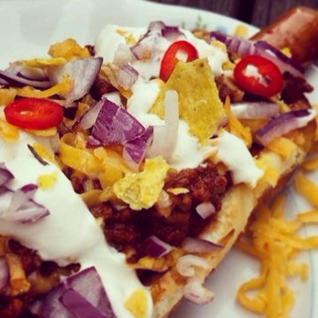 hotgodcz's tweet photo. Chilli dog, level: Hot God
Startuje ve čtvrtek 14.5. / Starting thursday 14.5. http://t.co/YNDsR2ILwh