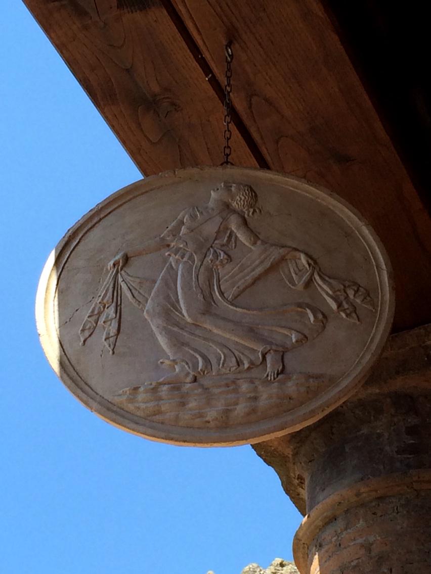 SharonMWolf's tweet photo. #oscilla A #disc with #relief in The House of the Relief of #Telephus in #Herculaneum #Ercolano #archaeology #Italia http://t.co/c0kCxhM96h