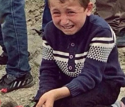 ekspreshabercom's tweet photo. Soma maden faciasında 432 çocuk babasız kalalı 1 sene oldu. http://t.co/vzMRP973Rw