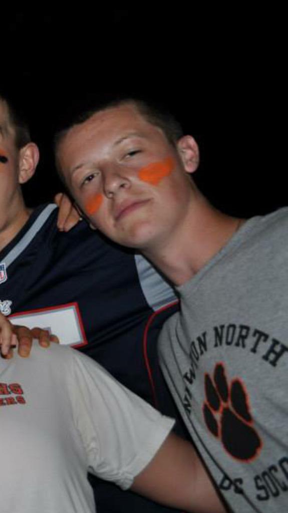 NTributes's tweet image. Steven No-more-gan 👋🏼