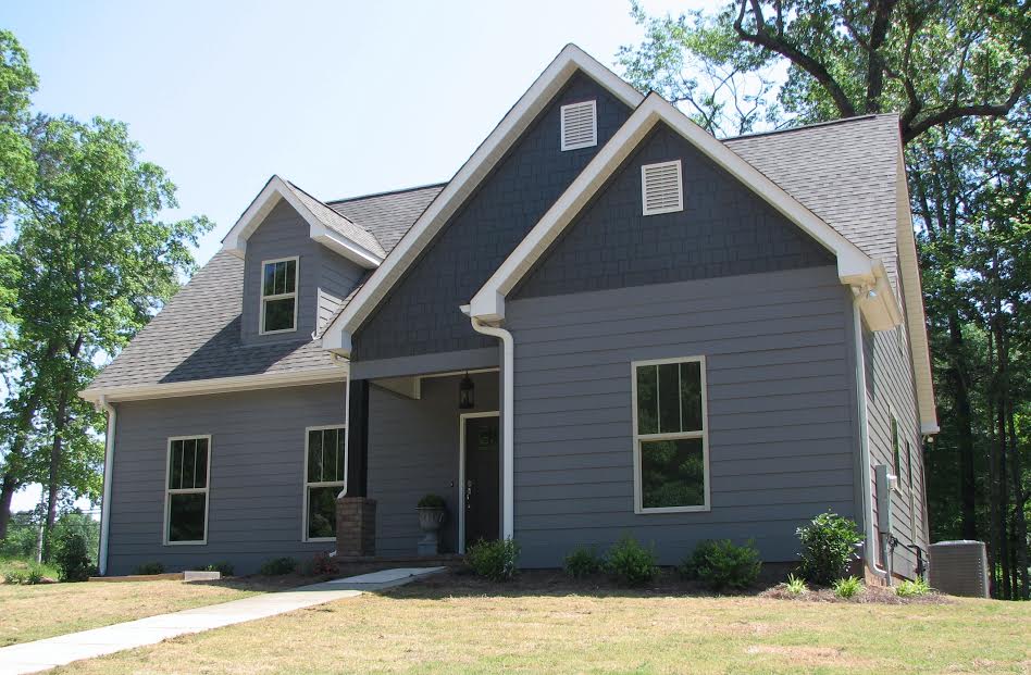 A #vintage 1950s style home updated with modern amenities. Today's <a href="/BhamParadeHome/">Bham Parade of Homes</a> spotlight: ow.ly/MRoK7