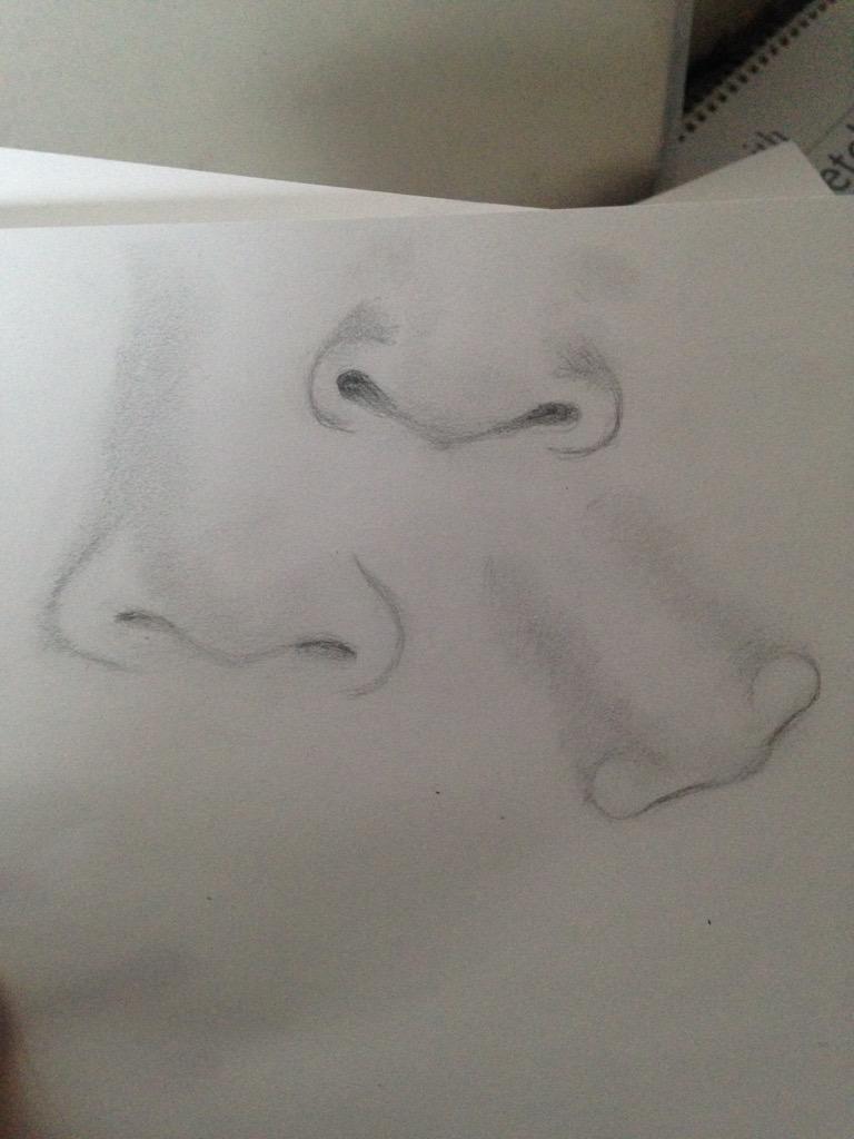 KateNicholson17's tweet photo. Love drawing too much! http://t.co/pHHEDsWDBT