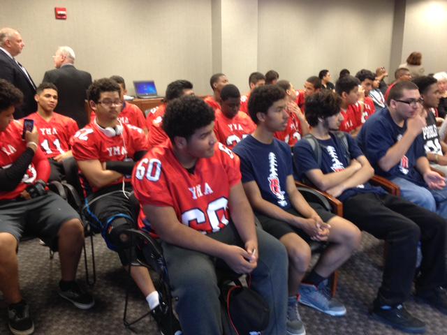 YonkersSchools's tweet photo. #Yonkers student athletes a strong presence @ the BOE committee meeting #YonkersKidsMatter http://t.co/1lrQjQiLWT