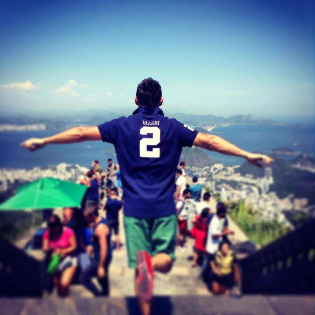 gordon_valeri's tweet photo. @gordon_valeri @riodejaneiro #bestTime http://t.co/Uw7DbpsRPM