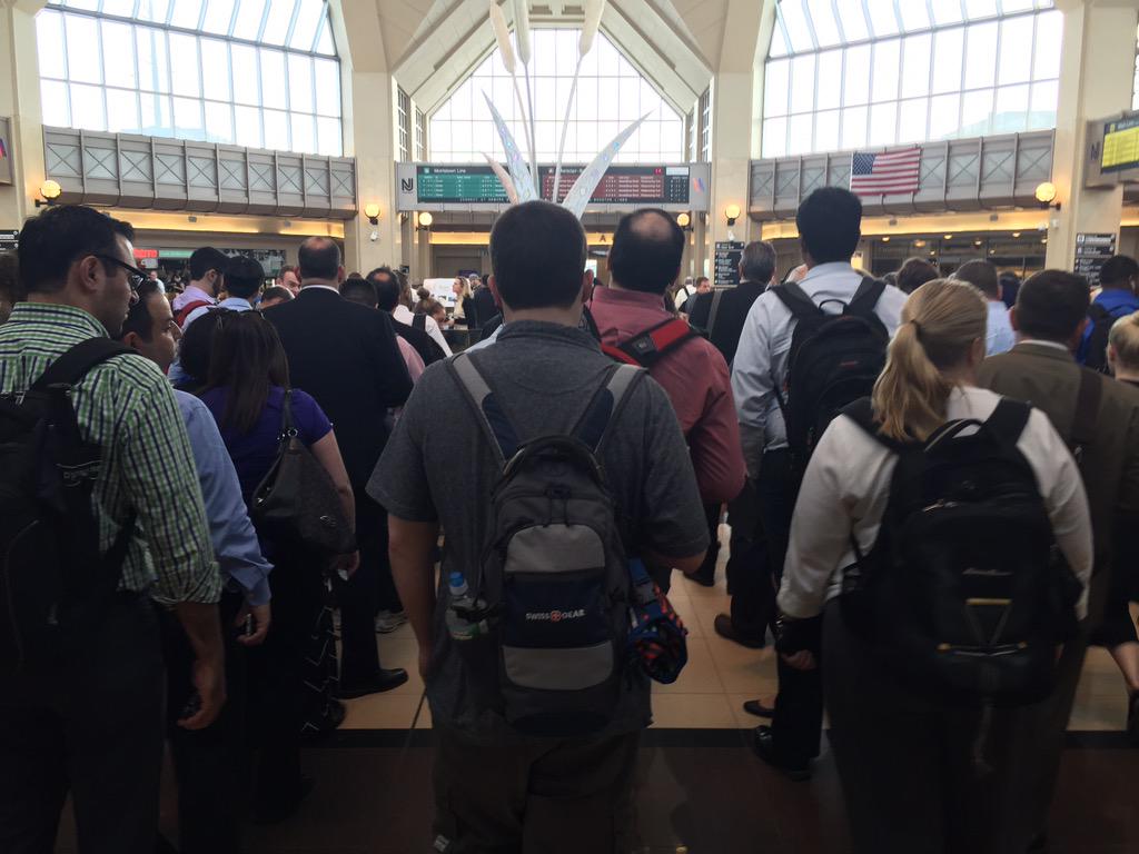 bill812's tweet image. @NJTRANSIT your new code scanners are doing a great job #nothey'renot