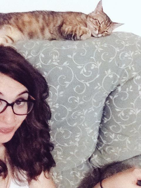 FURANA2's tweet photo. La bella durmiente de casa! http://t.co/2vufqSU5f3
