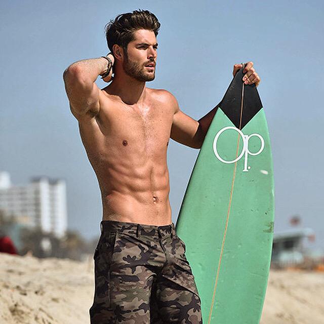 itsNickBateman's tweet photo. Looking for the Perfect wave 🏄 in my new @OpOceanPacific Campaign launching tomorrow #SneakPeek http://t.co/jcV7ryRm7F