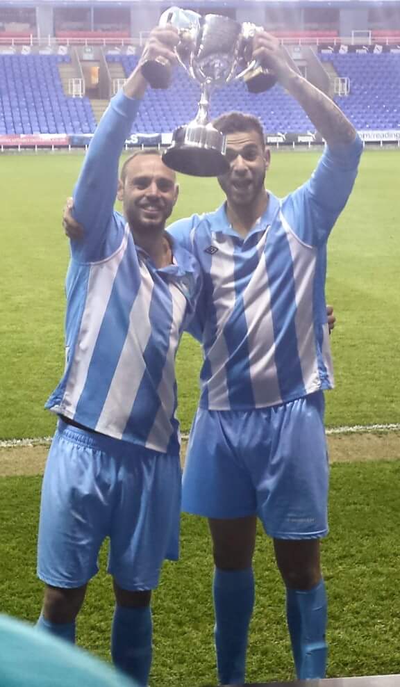 UnitedMarlow's tweet photo. 35 years of hurt# over #double winners! http://t.co/y6lr3kNHUj