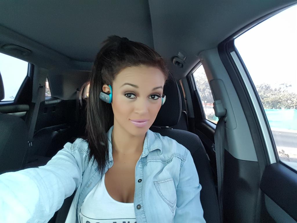 AngieArizaga's tweet photo. 😍 #SonyPeru http://t.co/FLqVWuWBeI