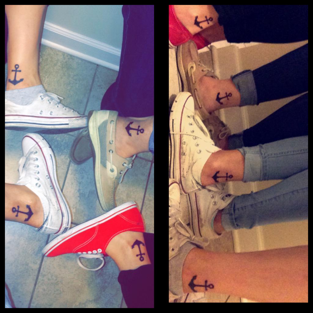 ma_diana3's tweet image. Our friendship&amp;gt;&amp;gt;&amp;gt; yours 
⚓️❤️👭👭 @CassieIbanez @TinyJ25 @Jennnxoxoxoxo
