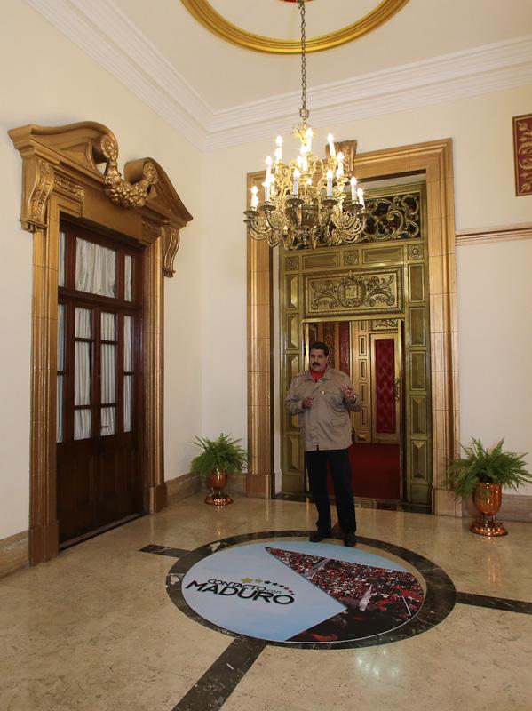 tmaniglia's tweet photo. @NicolasMaduro Venezuela desde 1999 ha tenido la oportunidad de ir transitando con mente propia http://t.co/SxaioNMlBZ