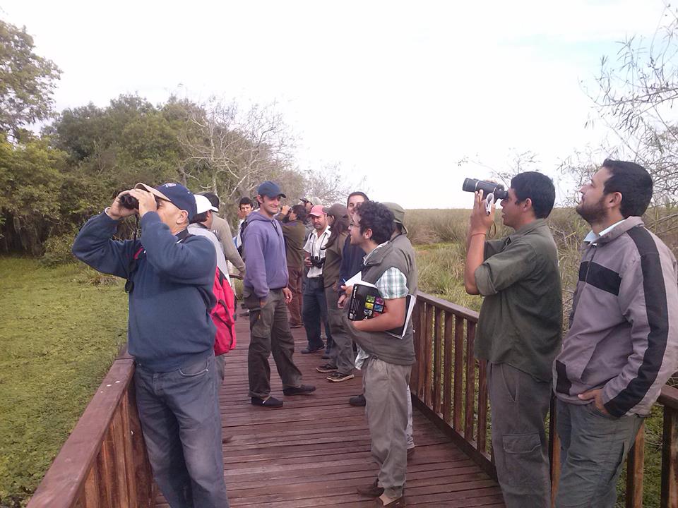 mperezmarquez's tweet image. @DesTurArg capacitando sobre Observación de aves en el #profode de Iberá con @ParquesOficial @AvesArgentinas