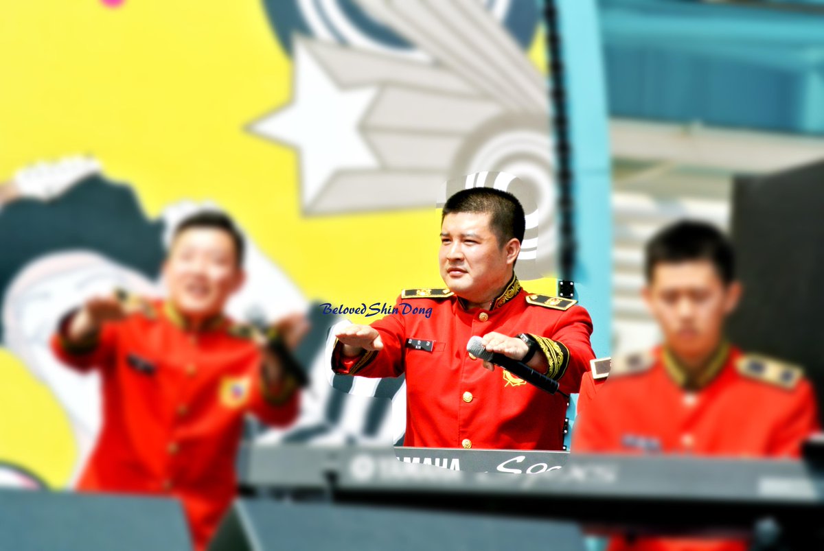 BelovedShinDong's tweet photo. = 150509 #신동 군악대 용인 공연 = (Don't remove the logo!!!) #D590 #D51 #기다릴게 @ShinsFriends http://t.co/lGMcDH5Qdx