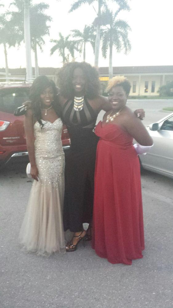 K3WL_N3RD's tweet photo. More Of My Prom Life!!!😍😍😍 http://t.co/WJG94bURVa
