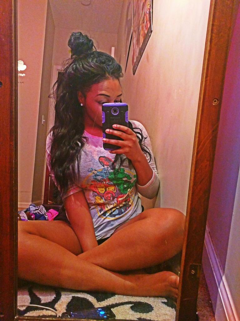 MissDiamondB__'s tweet photo. you was sleeping on me . http://t.co/8iMLZb5r8W