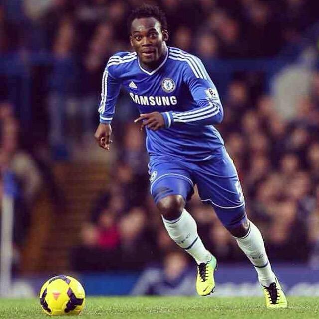 solvesunglasses's tweet photo. Hey guys we have something big in the works with Michael Essien! Stay tuned! @iam_ess #SOLVEsunglasses #MEF #Ghana http://t.co/Wr829RxBd0