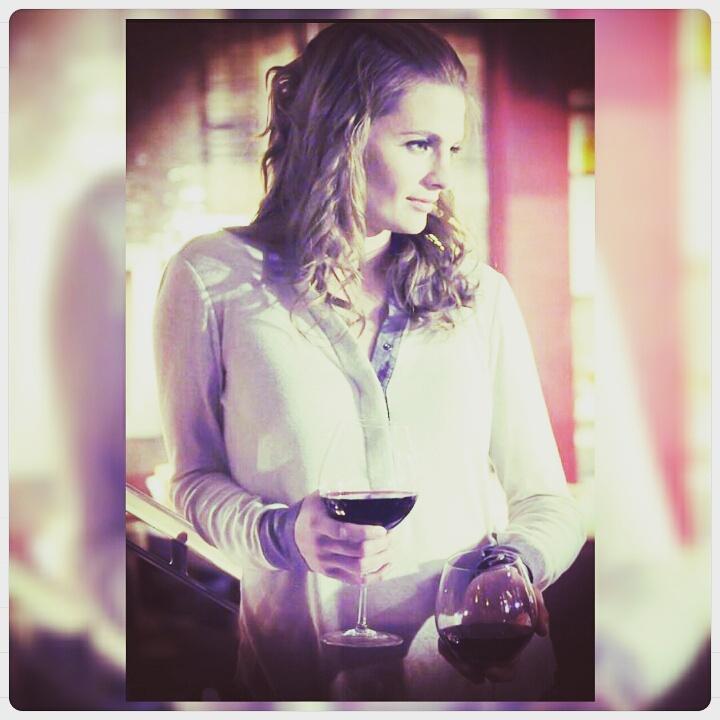 StanaFANSpain's tweet photo. • Inspectora Kate Beckett ❤
#StanaKatic #Stanatic #ExtraordinaryKB http://t.co/sUzWSTfRNA