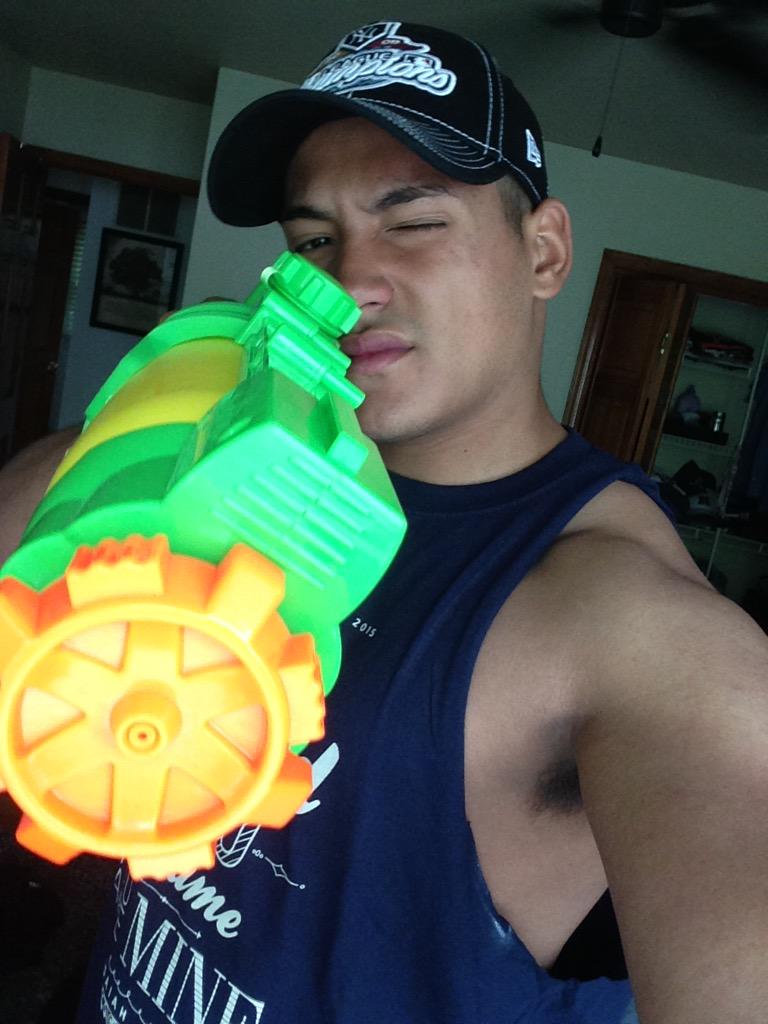 MatawanTag2015's tweet photo. 5) D-Money aka Mr. StealYaMoms. 
Weapon of choice: The mother fucker
"Stay humble" http://t.co/uQI0fNc4be