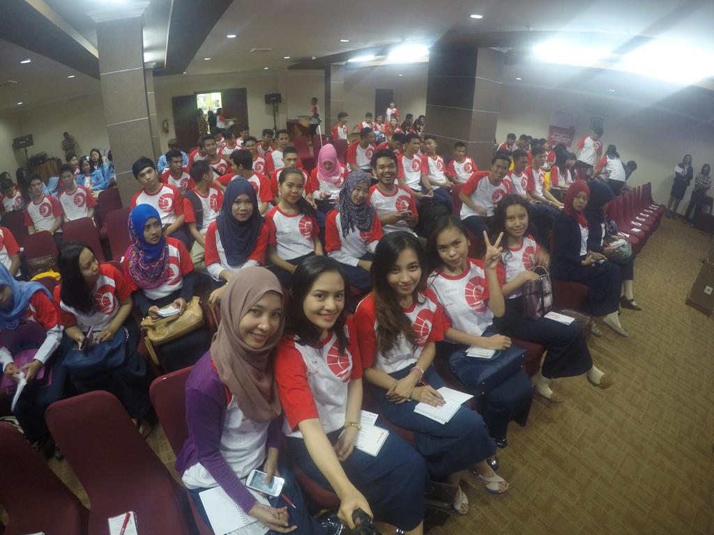muhmeidika's tweet photo. Stim nitro makassar @campus_maroon   @bankocbcnisp #ODWOCBCNISP http://t.co/2M2OTRqbtT