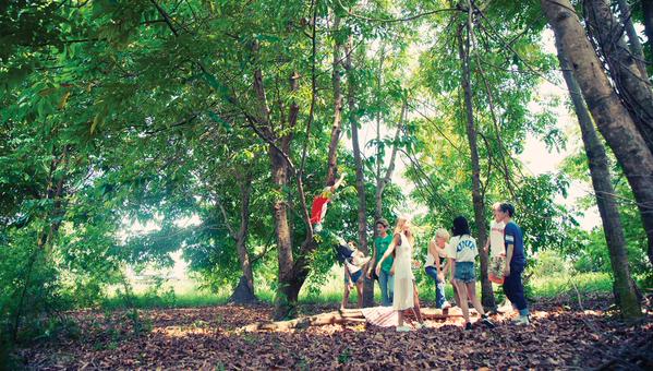 sislocket23's tweet photo. "@Off_ShawolIndo: [OFFICIAL] 150513 SHINee Teaser - SHINee 4th album 'ODD' #2 http://t.co/Xi2T0t6xYA"